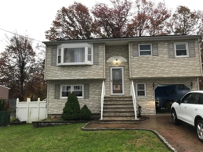 170 Borman Ave
