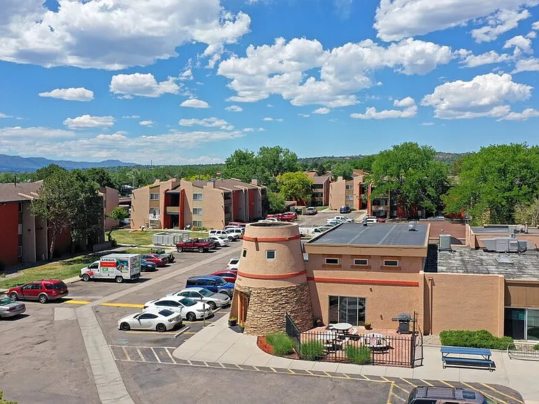 Greentree Village