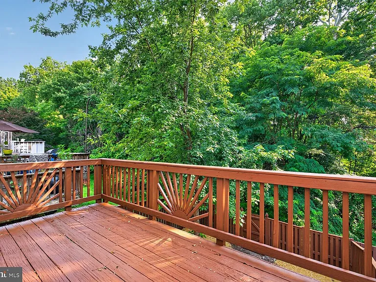 19239 Esmond Ter, Germantown, MD 20874