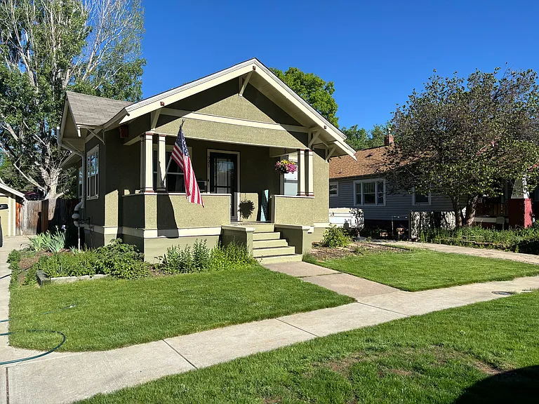 921 N Jefferson Ave, Loveland, CO 80537
