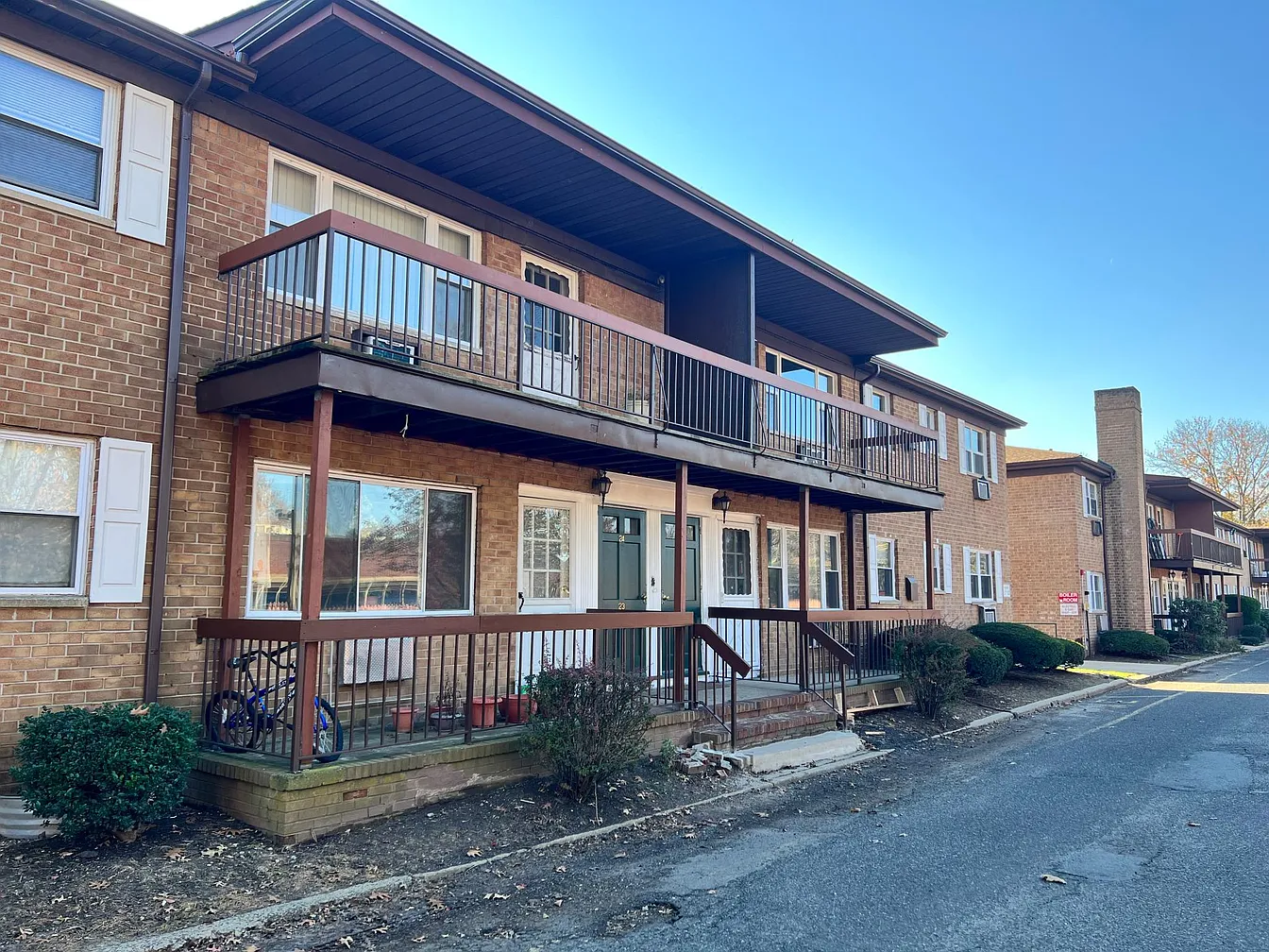 Brookside Condominiums