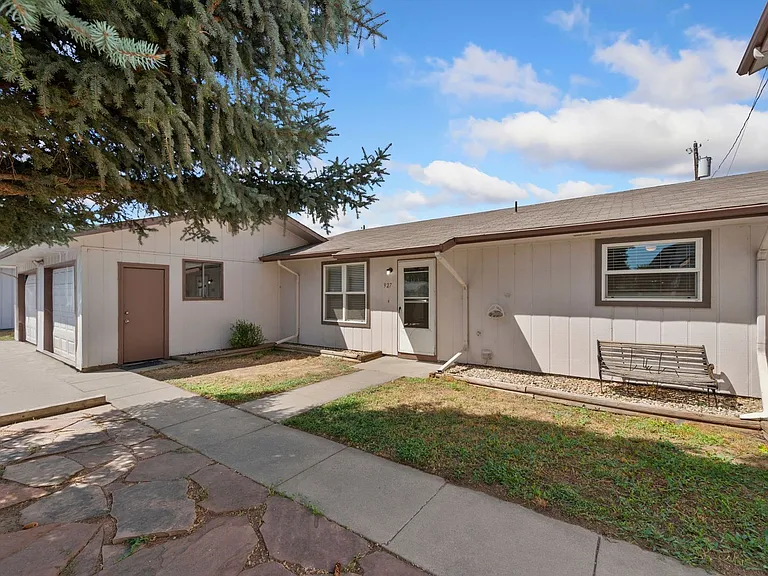 927 Cortez Ct, Loveland, CO 80537
