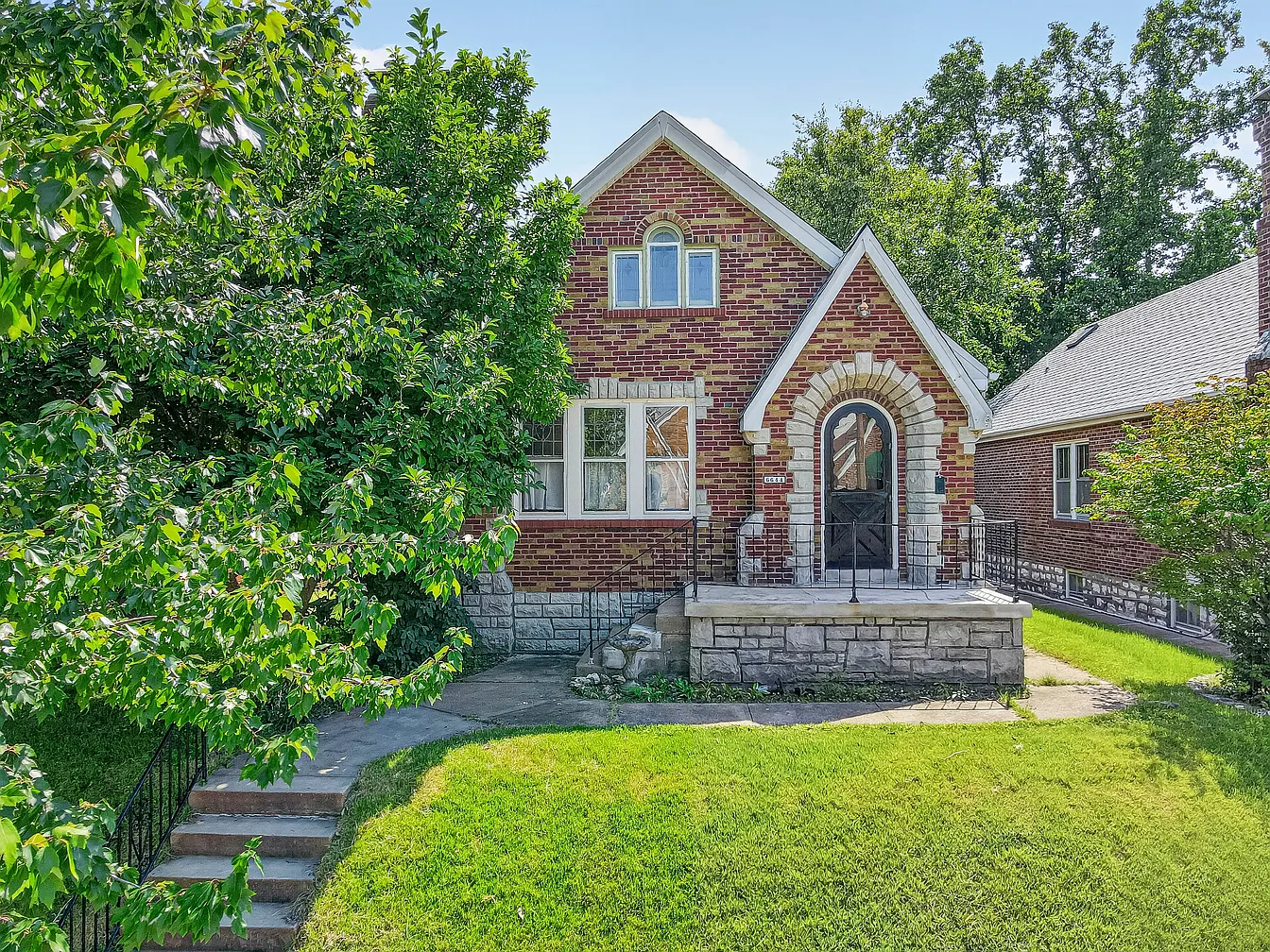 6644 Winona Ave, Saint Louis, MO 63109