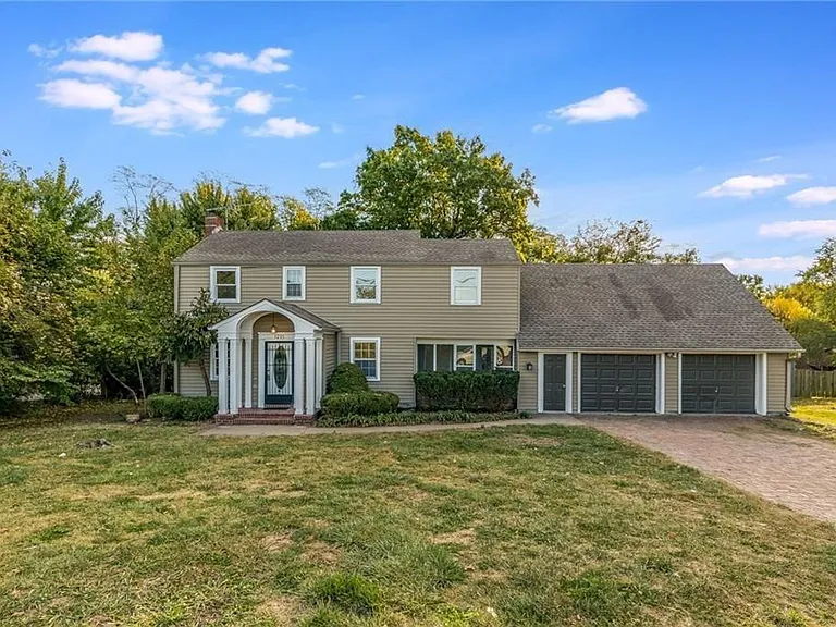 1201 N River Blvd, Independence, MO 64050