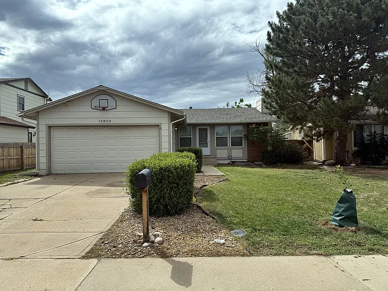 16820 E Mansfield Cir, Aurora, CO 80013