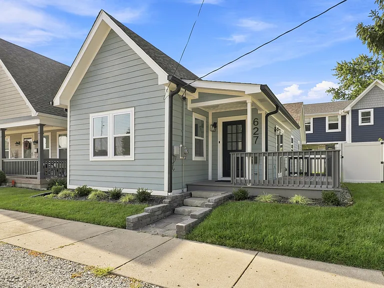 627 Hannibal St, Noblesville, IN 46060