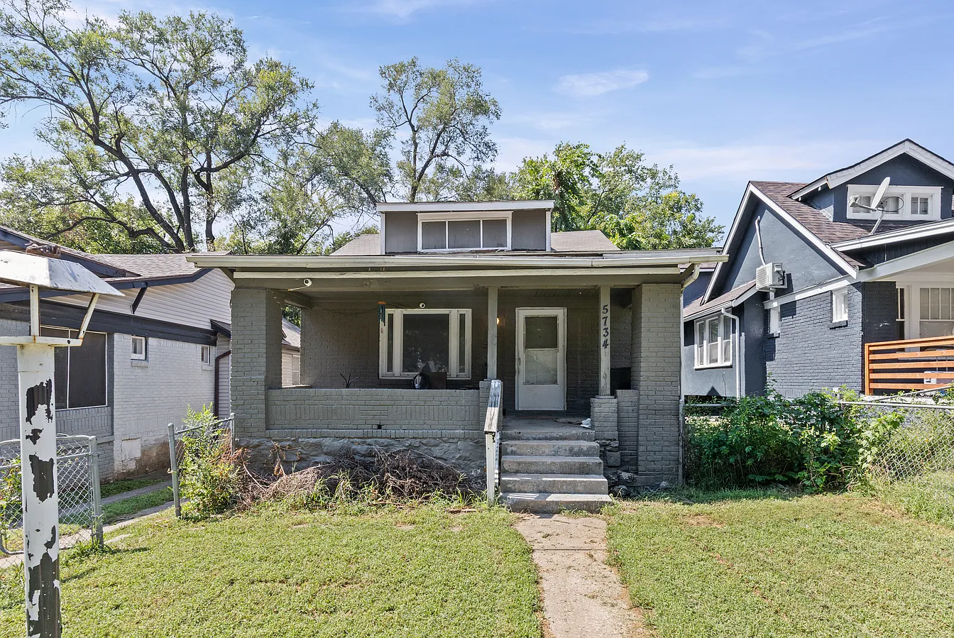 5734 Olive St, Kansas City, MO 64130