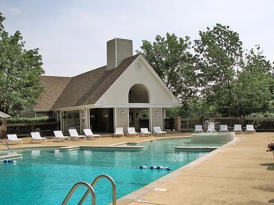 Woodchase Apartments