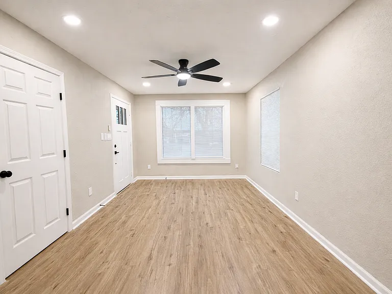 4 Full bedrooms, 2 Full bathrooms. Fully renovated designer-style home just minutes from Downtown & Southtown!