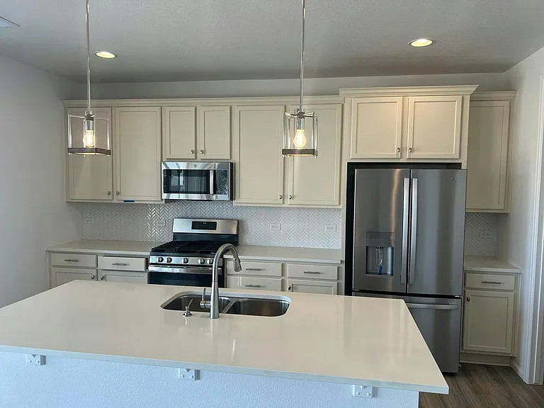 18963 E 97th Ave, Commerce City, CO 80022