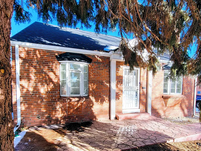 1170 Glencoe St, Denver, CO 80220