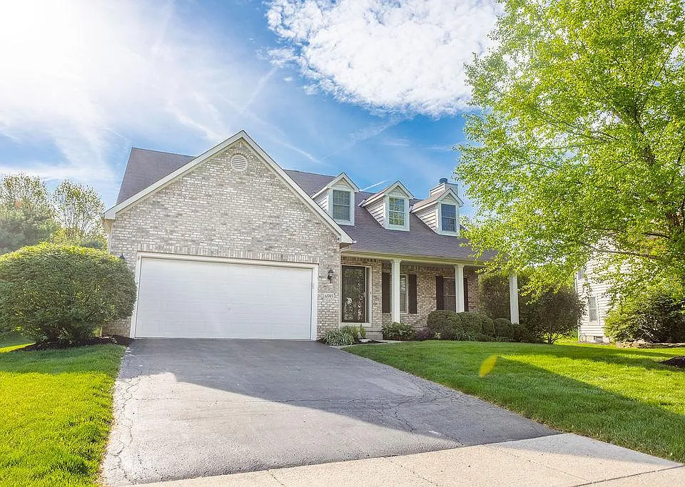 6593 Hermitage Dr, Westerville, OH 43082
