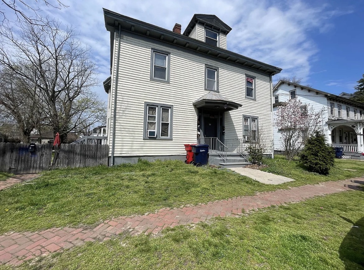 88-90 Bank St.